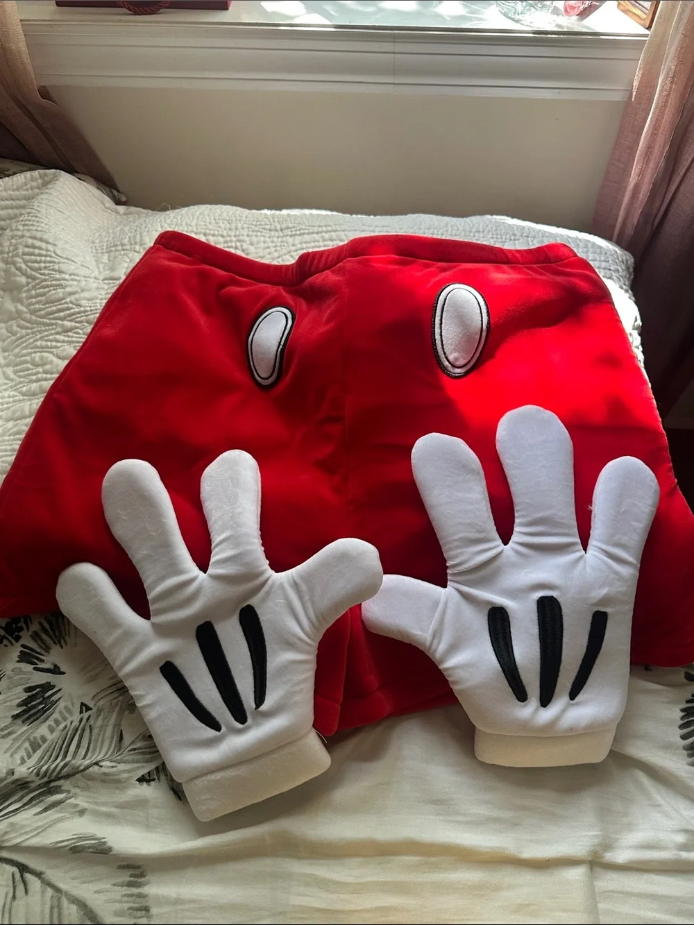 Adult men’s Disney Mickey Mouse Costume Halloween size large